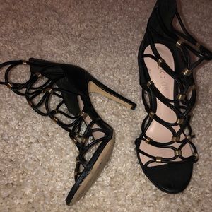 ALDO Black/Gold heels